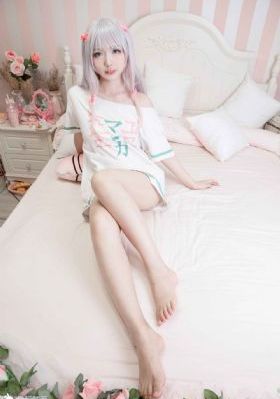 美人双性受H浪荡大乳在线视频_720完整在线观看