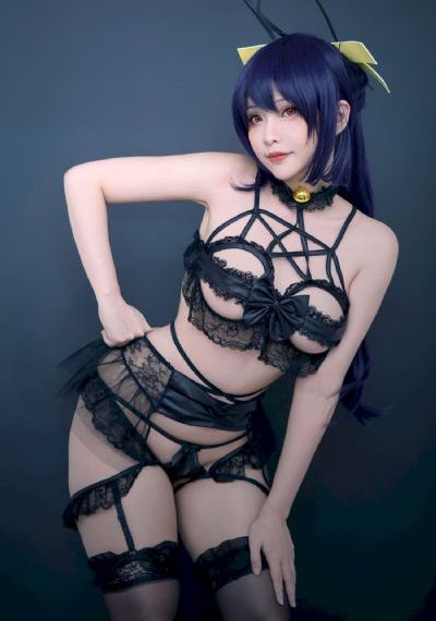 长腿紧身牛仔裤美女_DVD全集免费播放