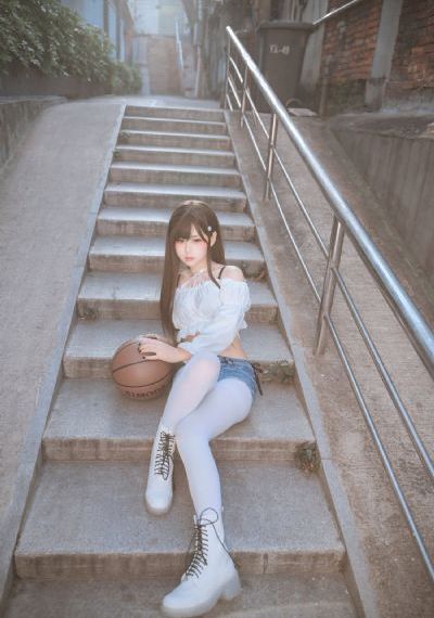 美女超碰_剧情片全集免费观看