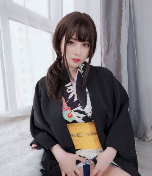五月丁香综合久久熟女俱乐部_迅雷在线观看
