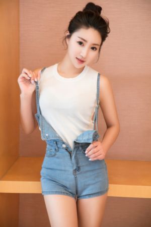 国产乱人乱精一区二视频国产精品_1080P高清完整版