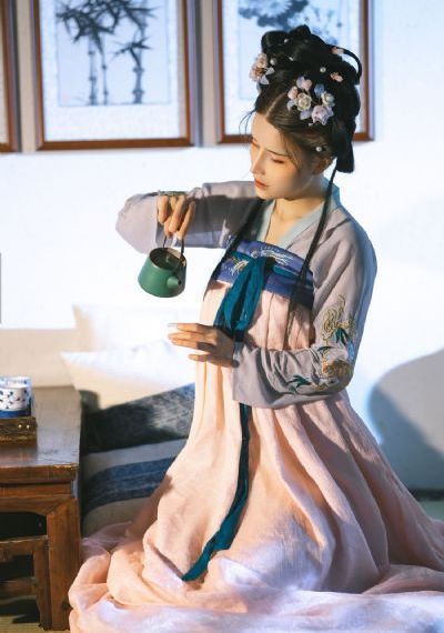 人人揉揉香蕉大青草_免费观看完整版下载