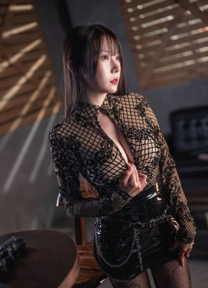 久久久久久精品免费免费We蜜月_国产剧高清迅雷在线观看