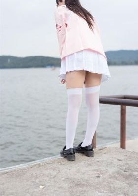 日韩av插妹子视频迅雷下载_BD韩语在线观看完整版