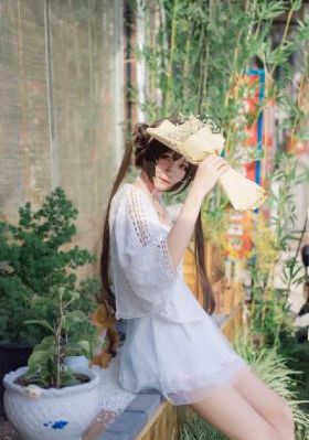 和邻居寂寞人妻中文字幕40岁_高清手机在线看